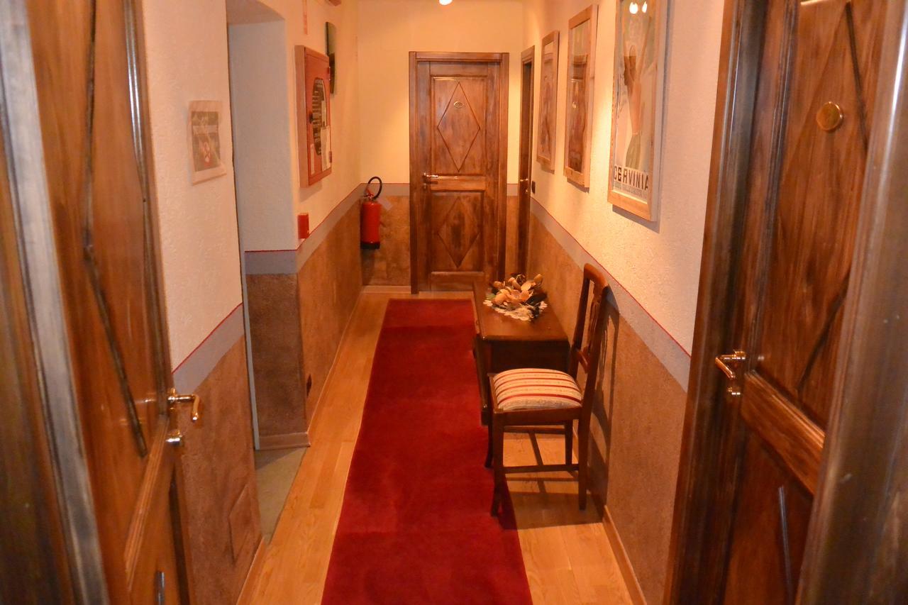 Hotel Fosson Breuil-Cervinia Buitenkant foto