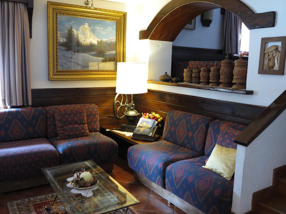 Hotel Fosson Breuil-Cervinia Buitenkant foto