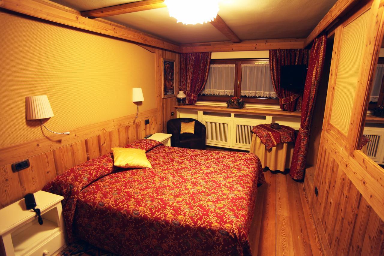 Hotel Fosson Breuil-Cervinia Buitenkant foto