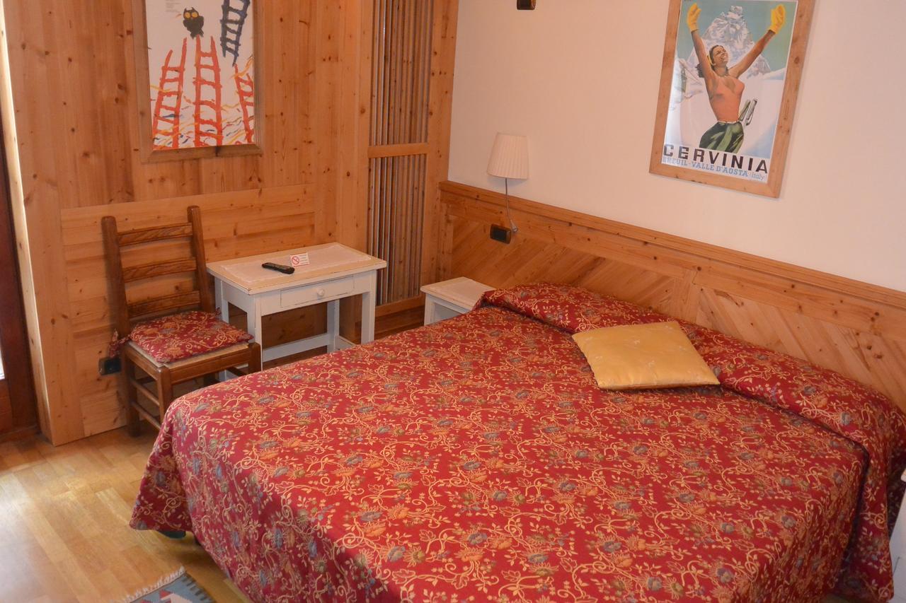 Hotel Fosson Breuil-Cervinia Buitenkant foto